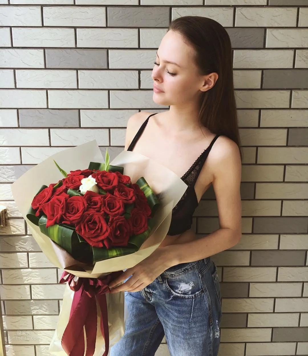 波蘭隊出局！妹子Alexandra Ola Kaczmarek性感身軀來安慰 4