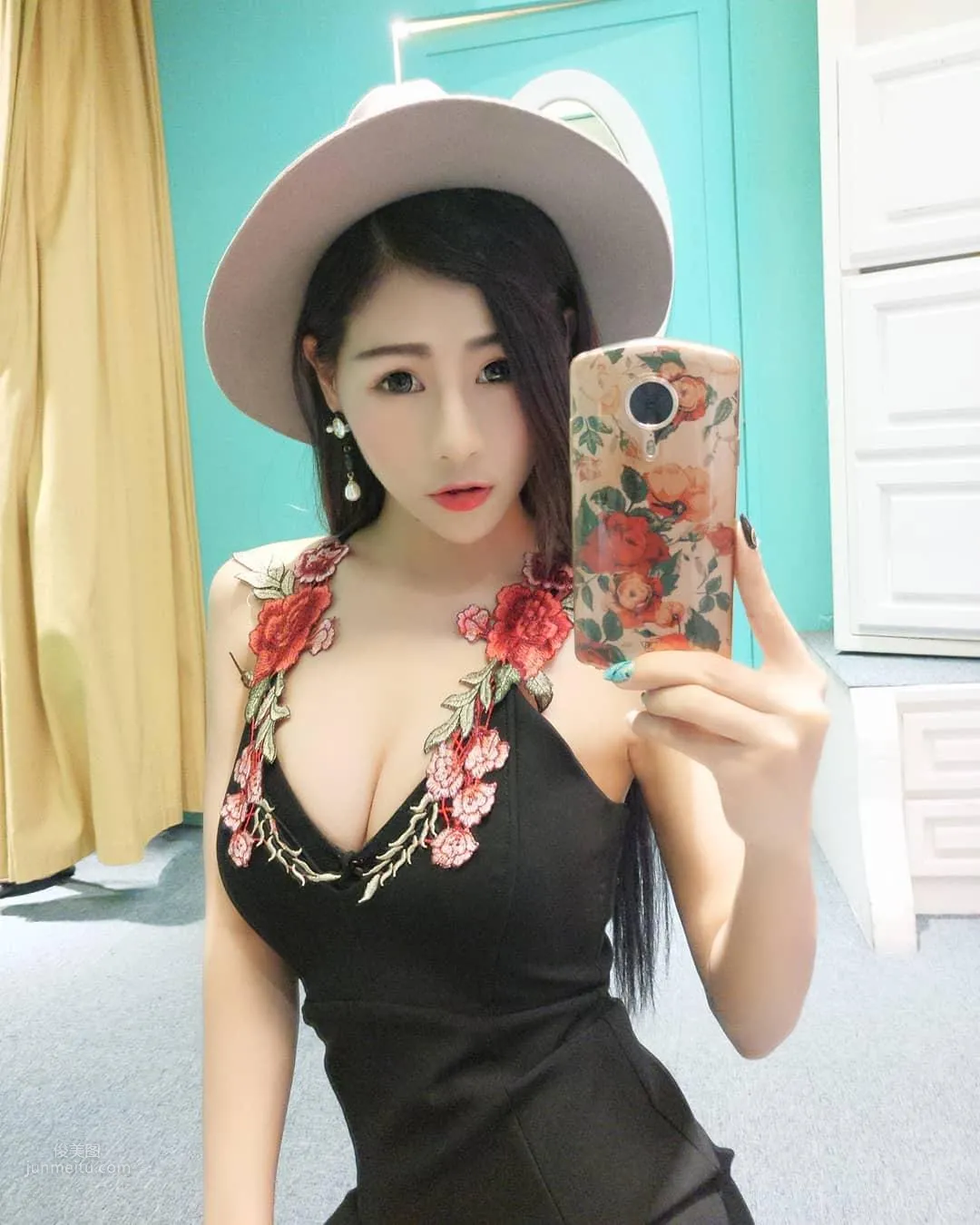 姬姬兒- 台灣妹子俏皮私房照 12