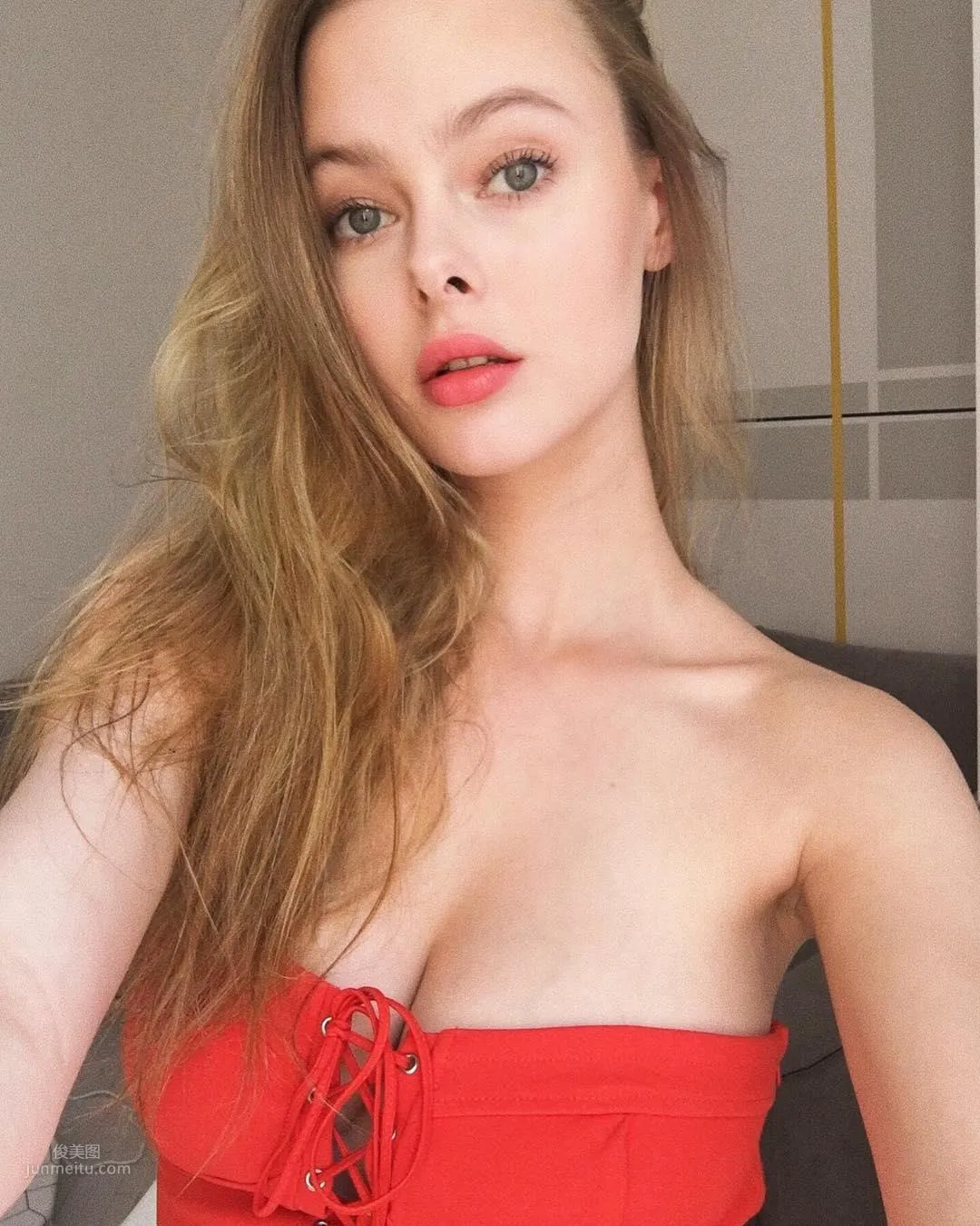 波蘭隊出局！妹子Alexandra Ola Kaczmarek性感身軀來安慰 16