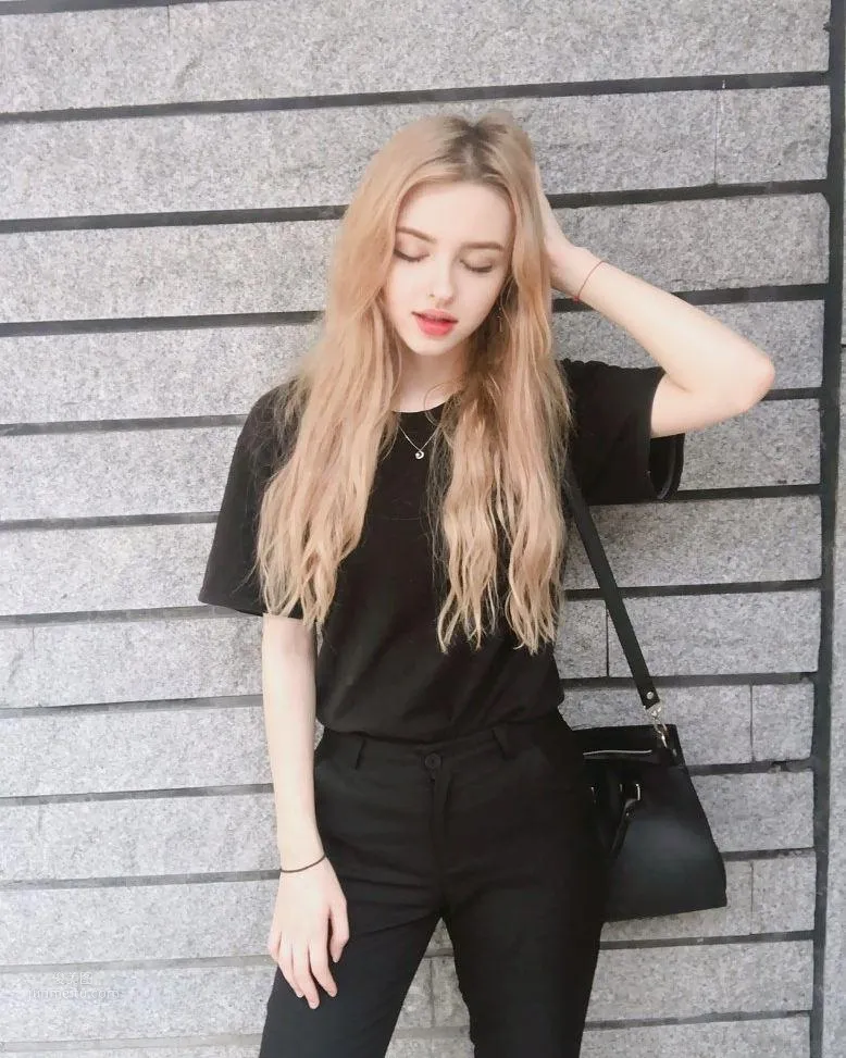 當中亞美女遇上韓式打扮Karimova Elina 2