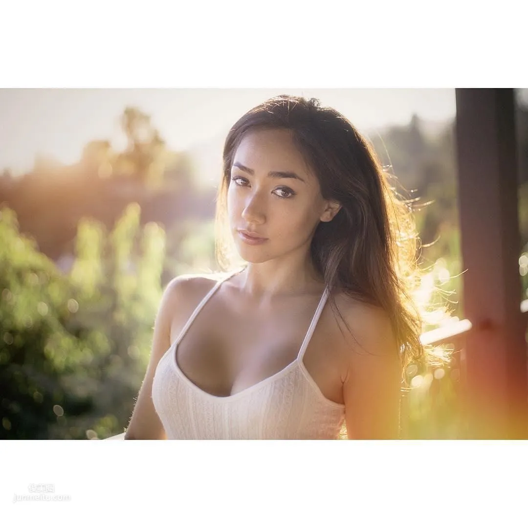 四國混血模特Julia Misaki 身材氣質都打滿分！ 1