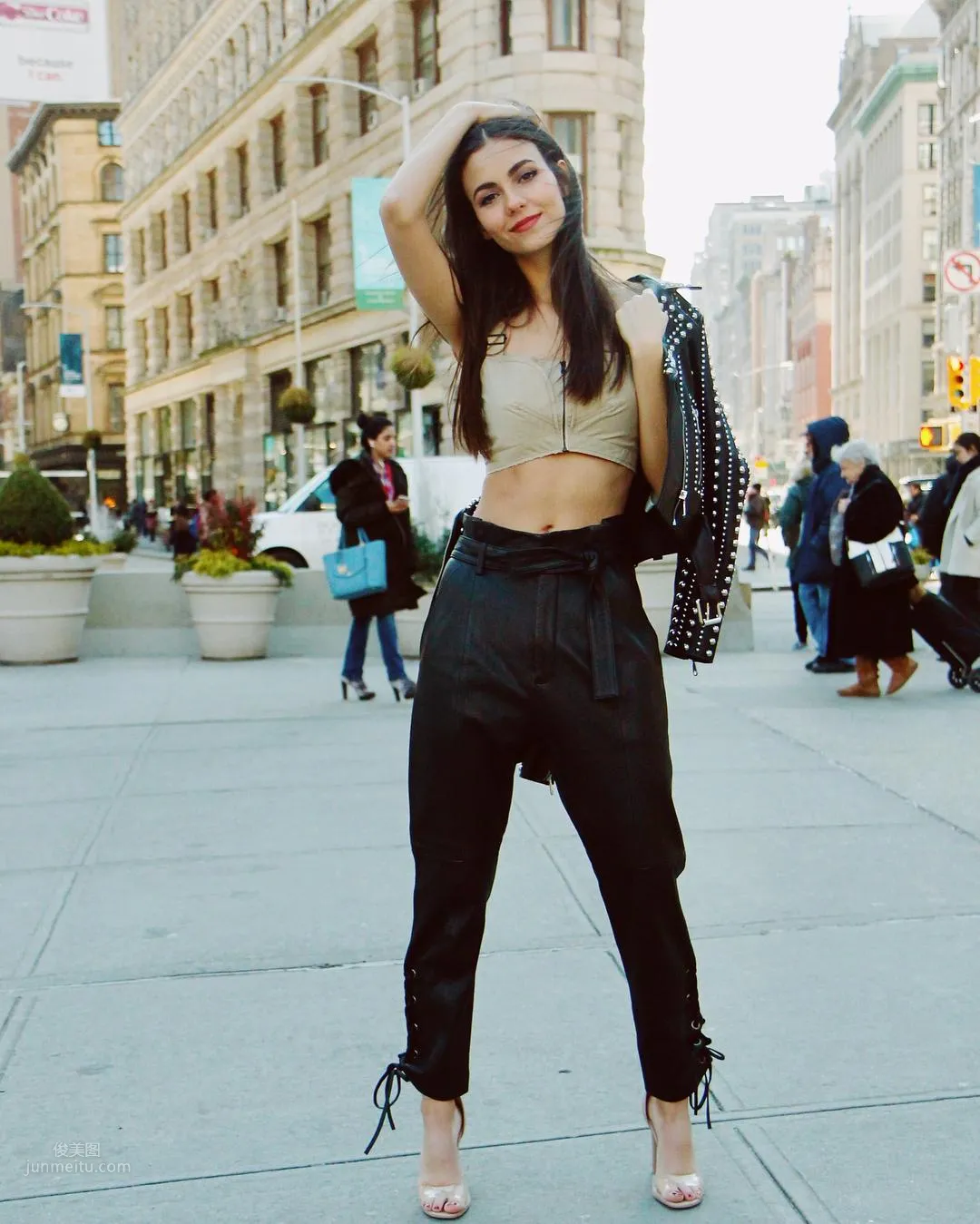 Victoria Justice- 顔值即「正義」的美女歌手 19