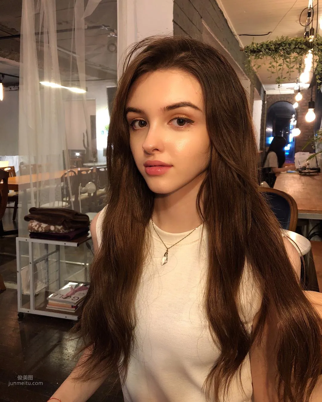 當中亞美女遇上韓式打扮Karimova Elina 24