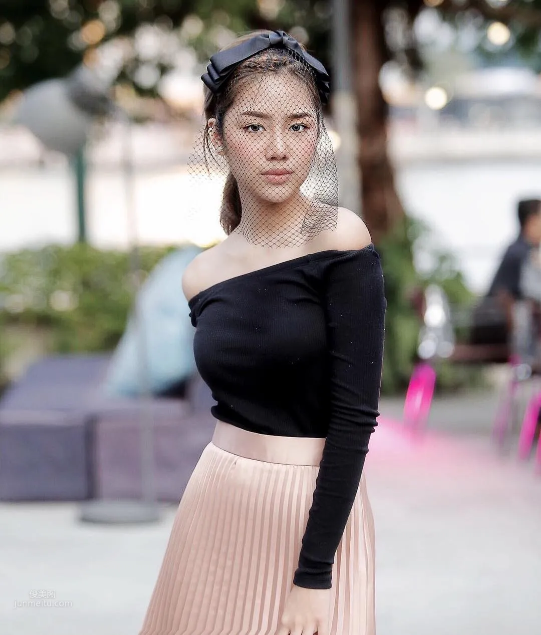 呆萌甜笑自信泰國正妹Archita Station 22