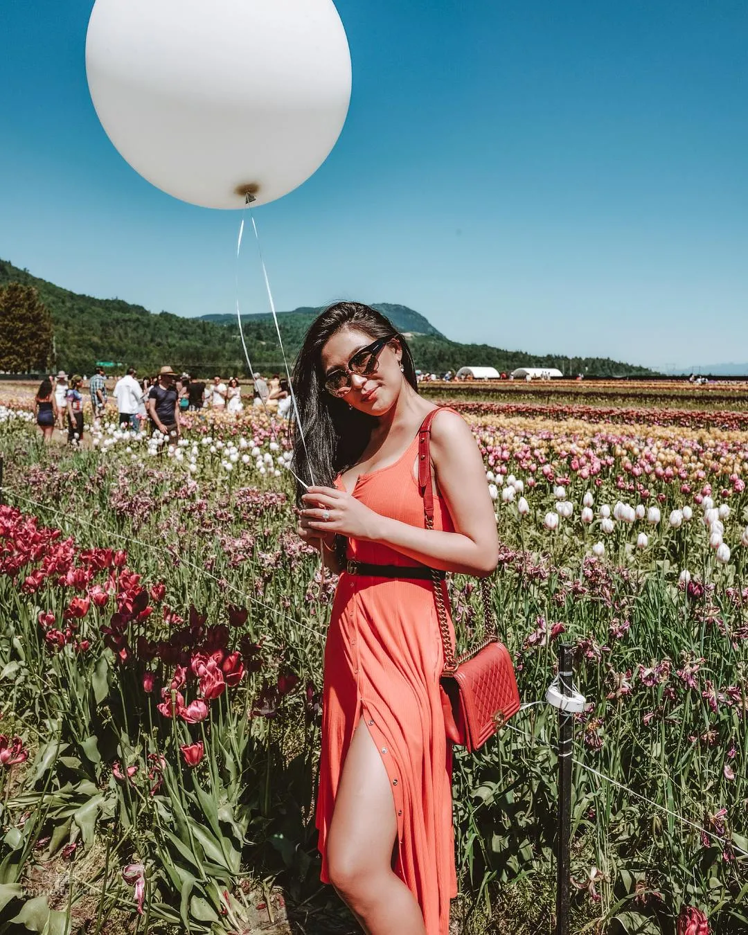 混血就是正！Ana Dari的完美曲線把空姐都比下去了 40