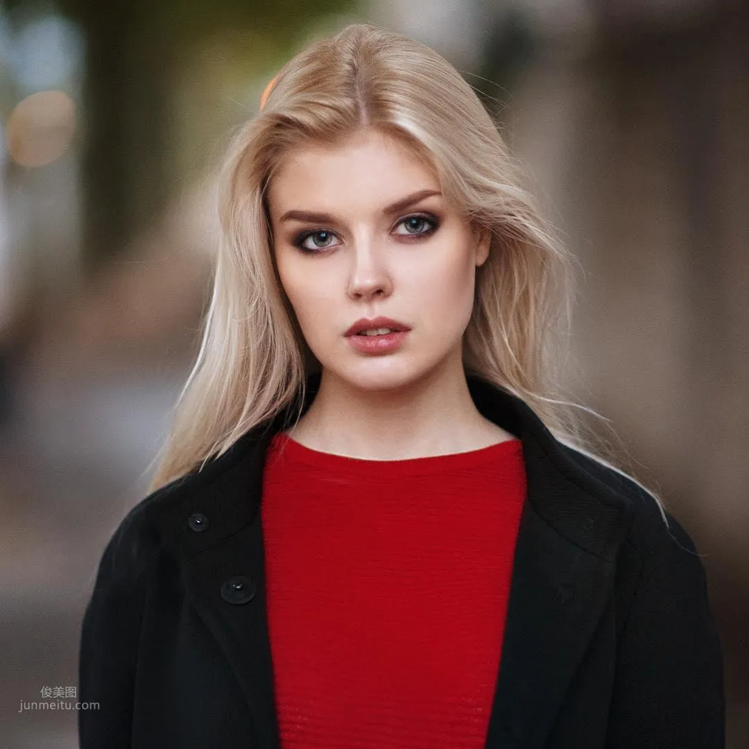 Selena Verner- 來自烏克蘭的開胸女孩 19