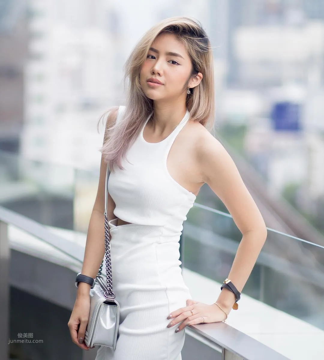 呆萌甜笑自信泰國正妹Archita Station 4