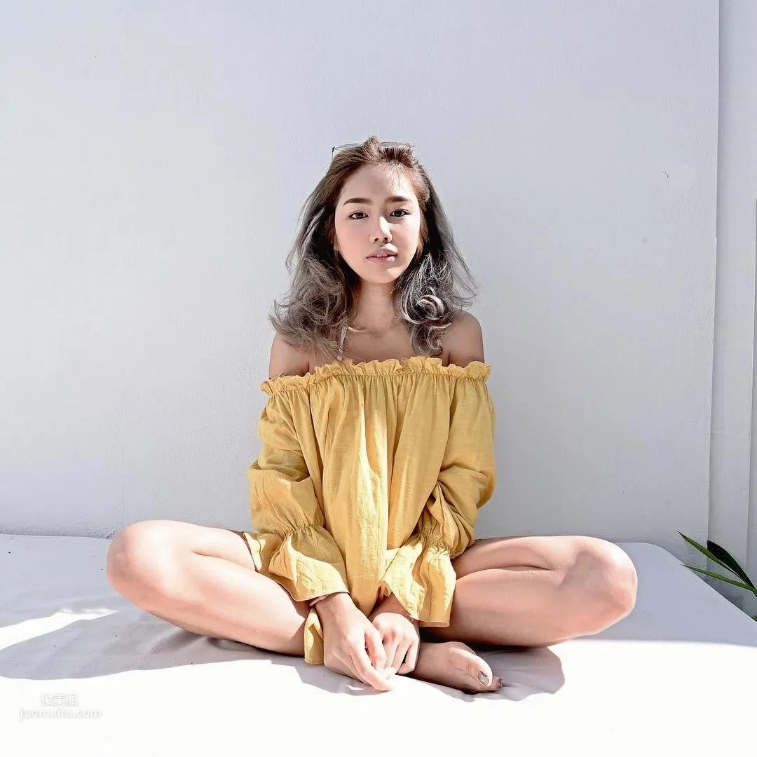 呆萌甜笑自信泰國正妹Archita Station 16