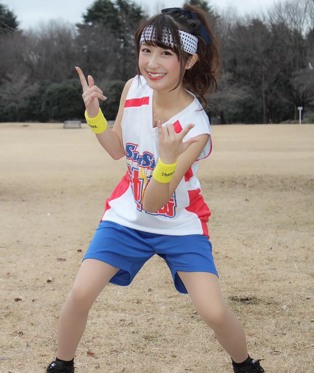 伊藤愛真- 日本八重齒美少女私房照 4