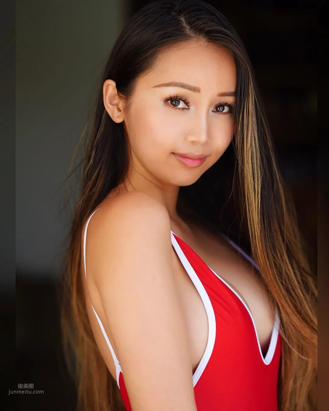 正妹Faye Miah中路打開 東方制造與西方培育 40