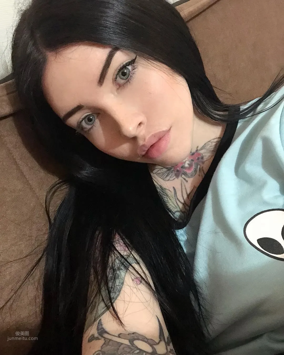Marina Mui- 西班牙另類紋身妹私房照 24