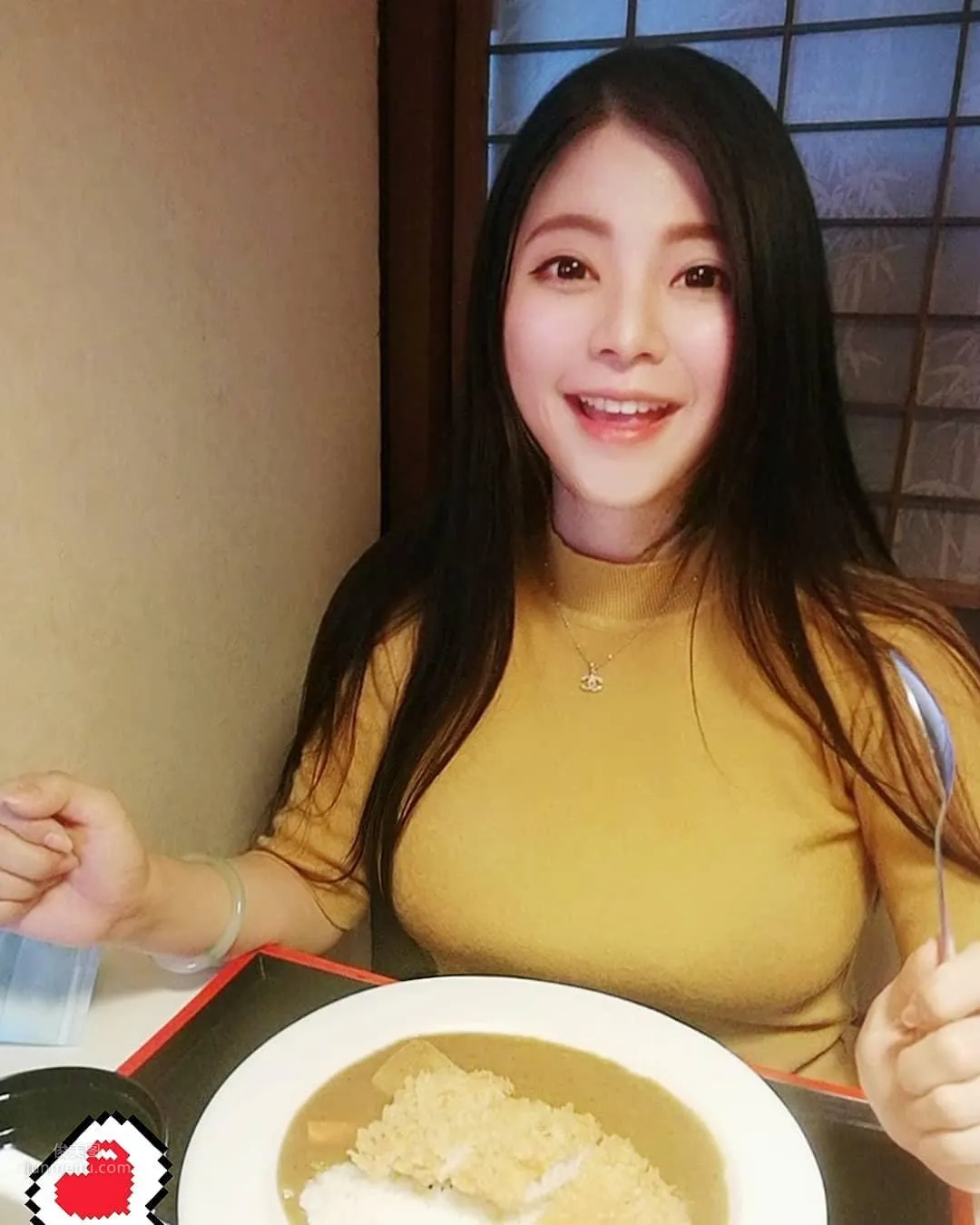 台灣超甜美女警「阿均」！穿上制服搭配水亮大眼 19