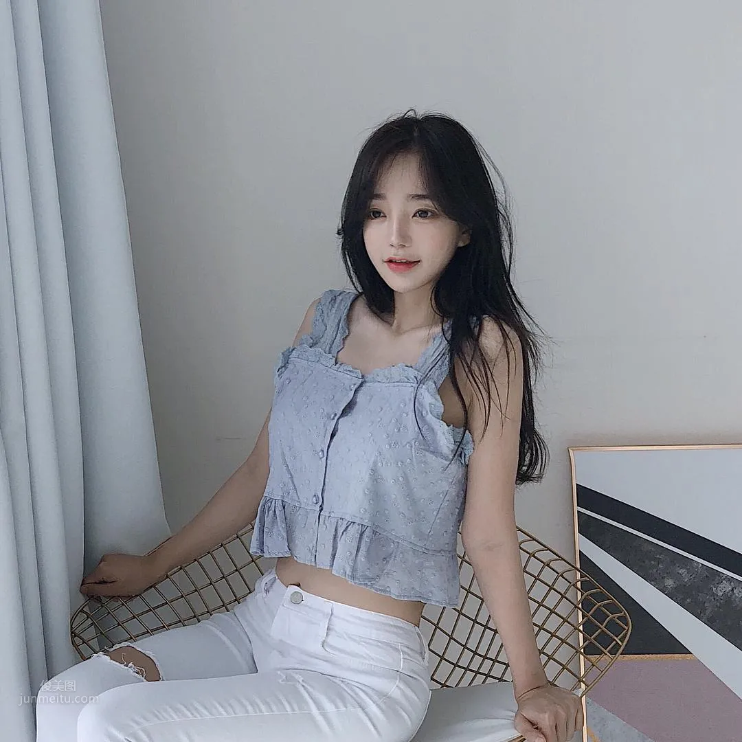 音樂節上甜心妹김도연出沒！清涼背心展現「雪白美背」！ 39