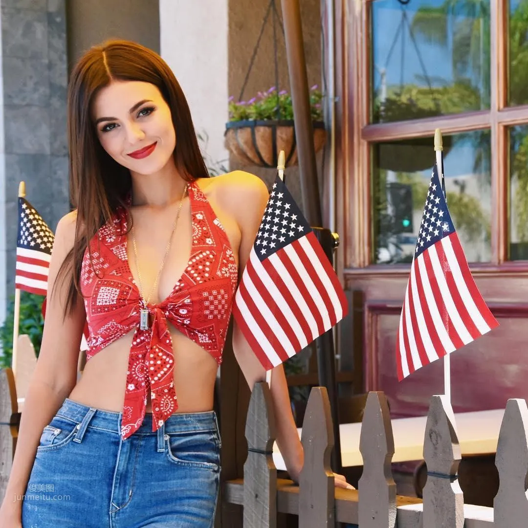 Victoria Justice- 顔值即「正義」的美女歌手 11