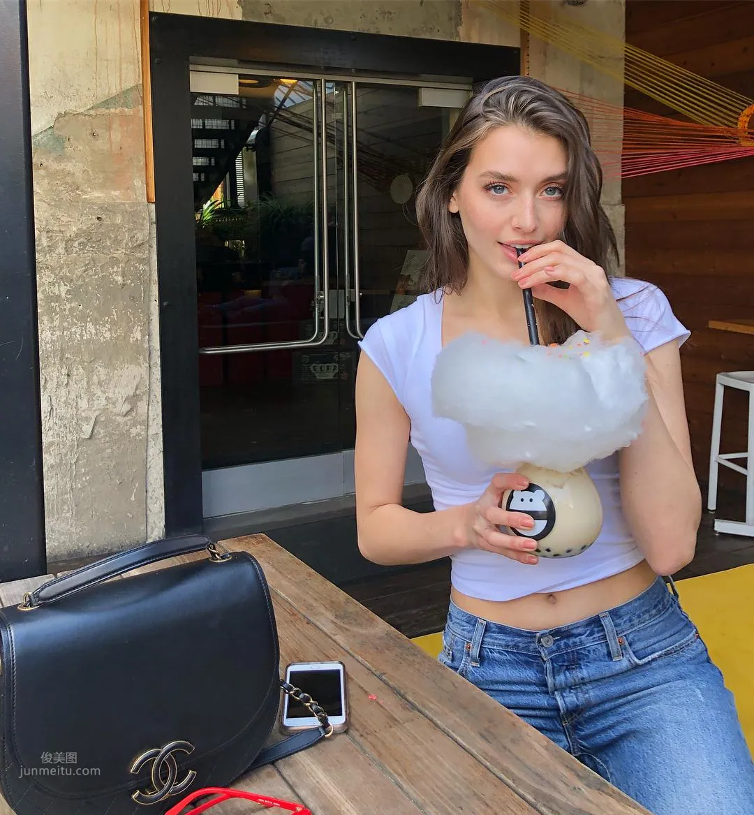Jessica Clements- 紐約美妝博主兼模特私房照 15