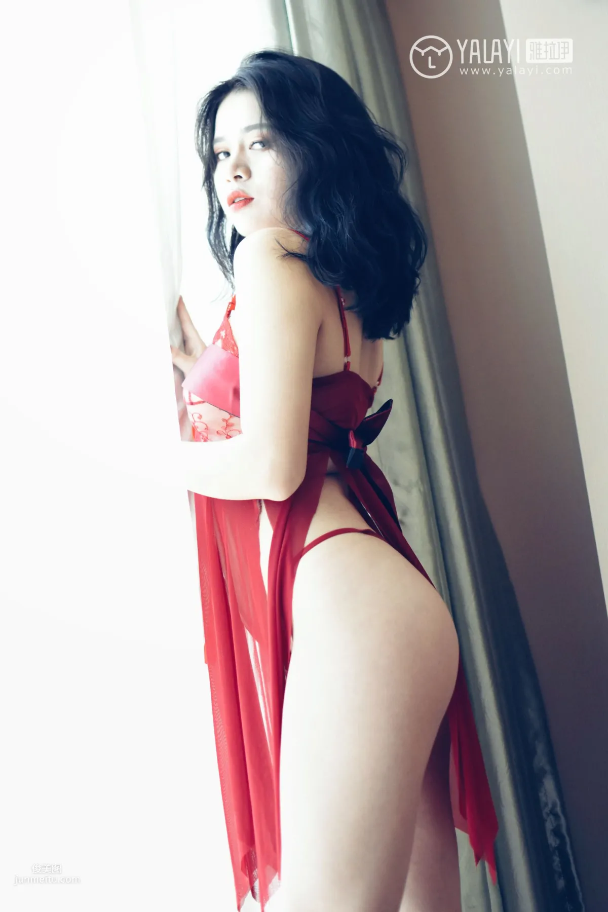 米心蕊- [YALAYI雅拉伊] Y014《心蕊的紅色睡袍》 33