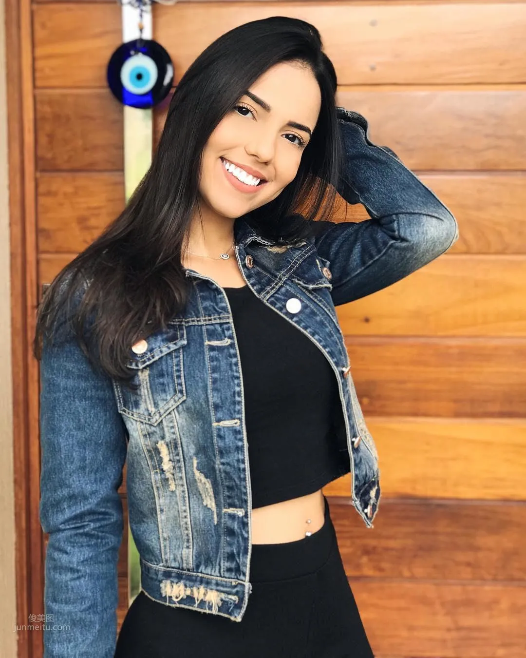 Victoria Passos- 巴西很潮濕 甜笑好身材 22