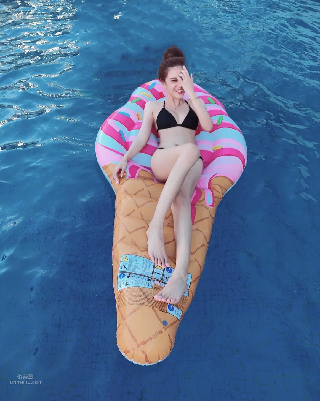 吳采臻Grace- 正面胸背面來勢洶洶！ 17
