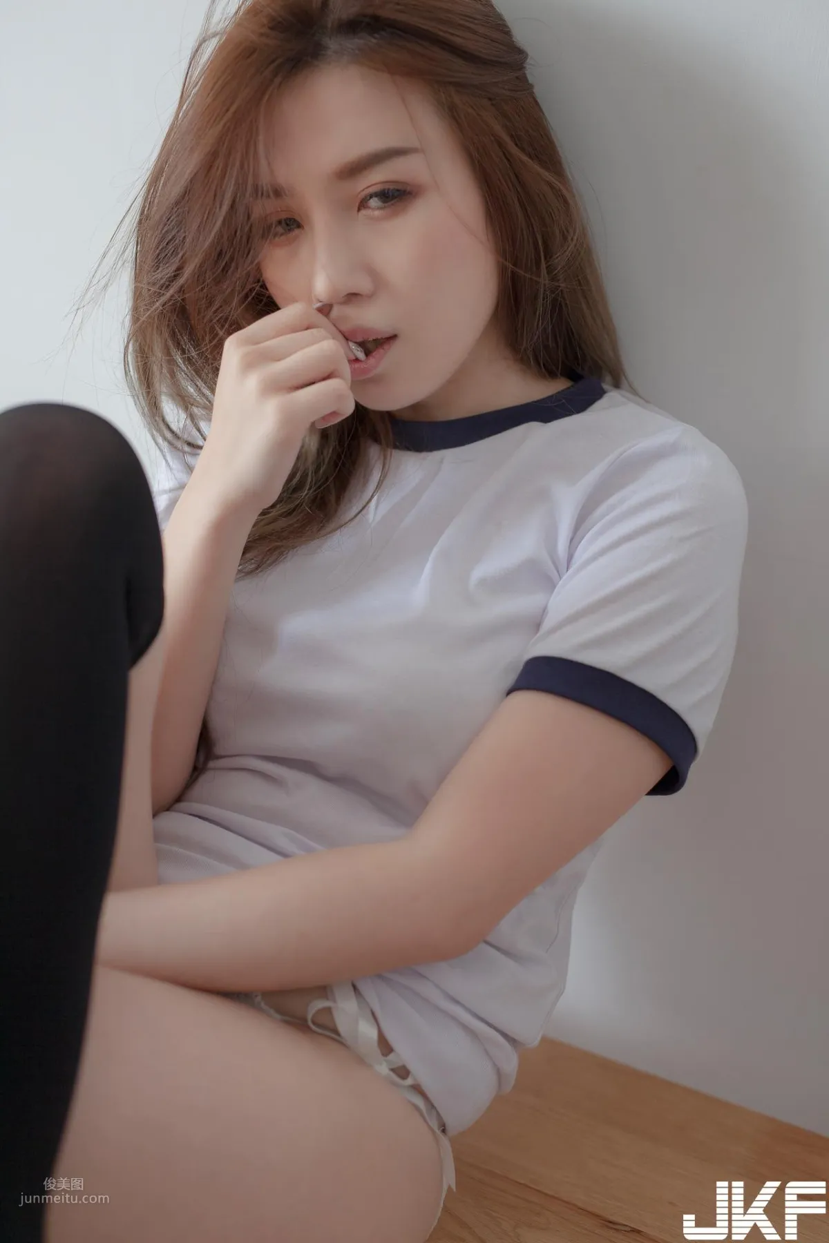 吉寶-「歐派小野馬」的内衣誘惑！ 12