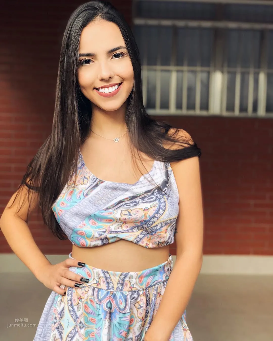 Victoria Passos- 巴西很潮濕 甜笑好身材 28