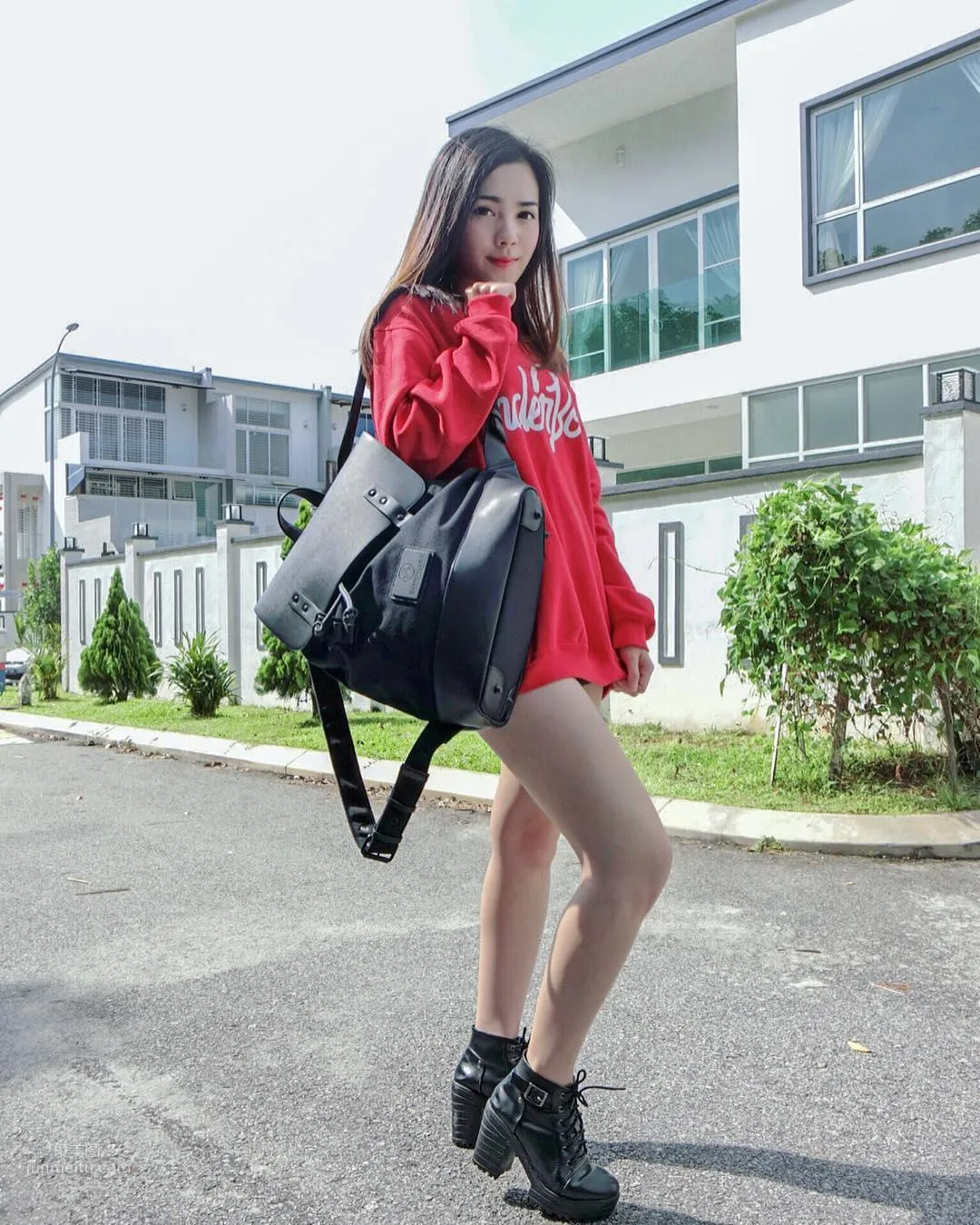 亞航正妹空姐Mabel Goo，偷拍照網絡瘋傳意外爆紅 12