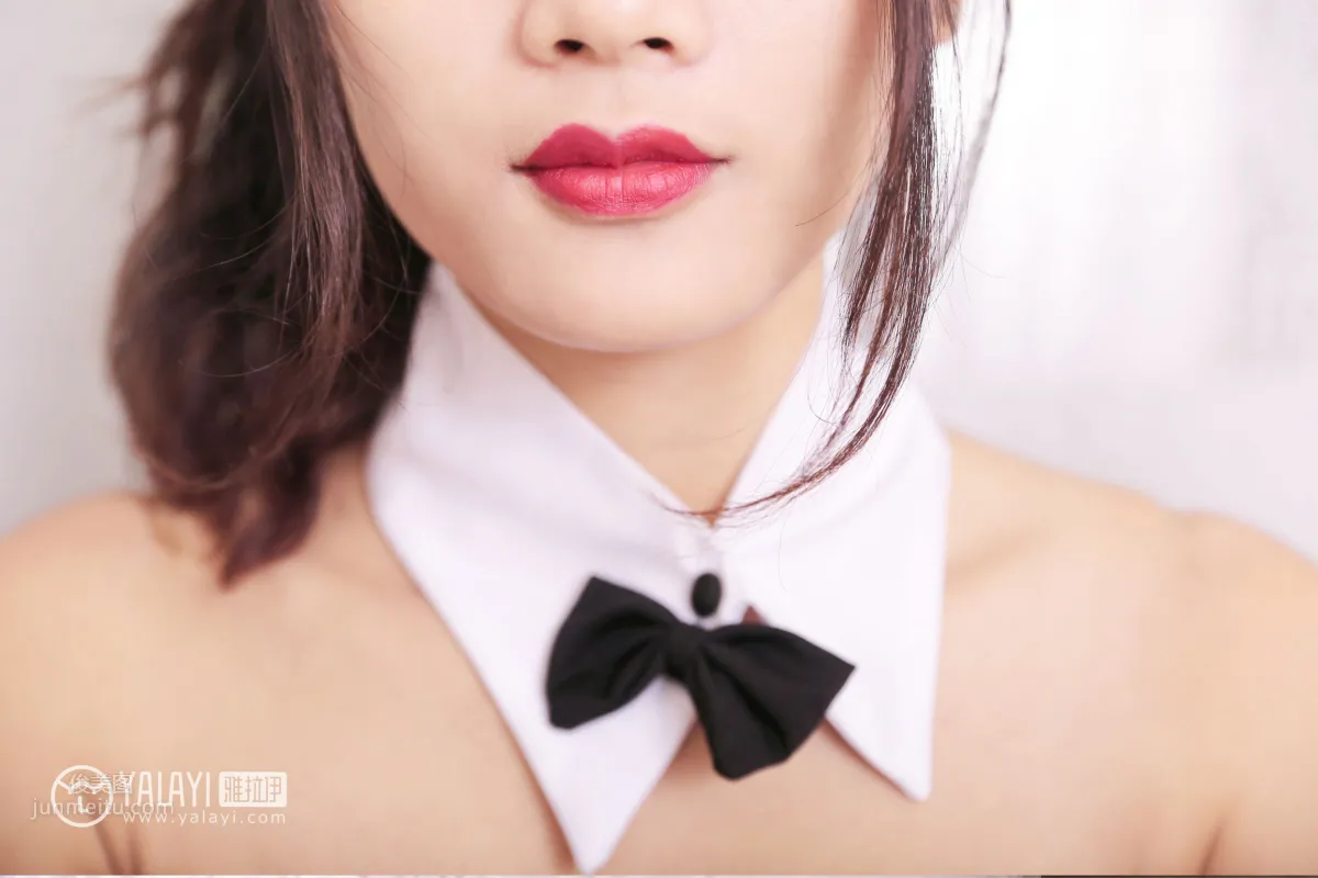 兔洱- [YALAYI雅拉伊] Y030《條紋黑絲美腿》 20