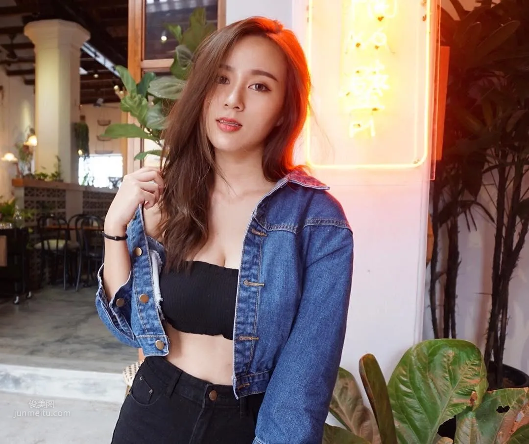 大馬正妹Zacklyn Lee 最新ins社交媒體圖片 14