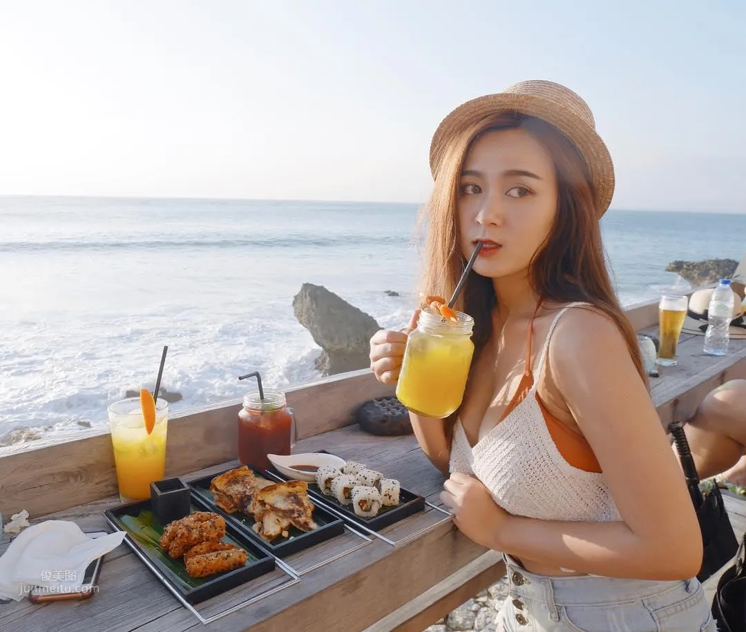 大馬正妹Zacklyn Lee 最新ins社交媒體圖片 26