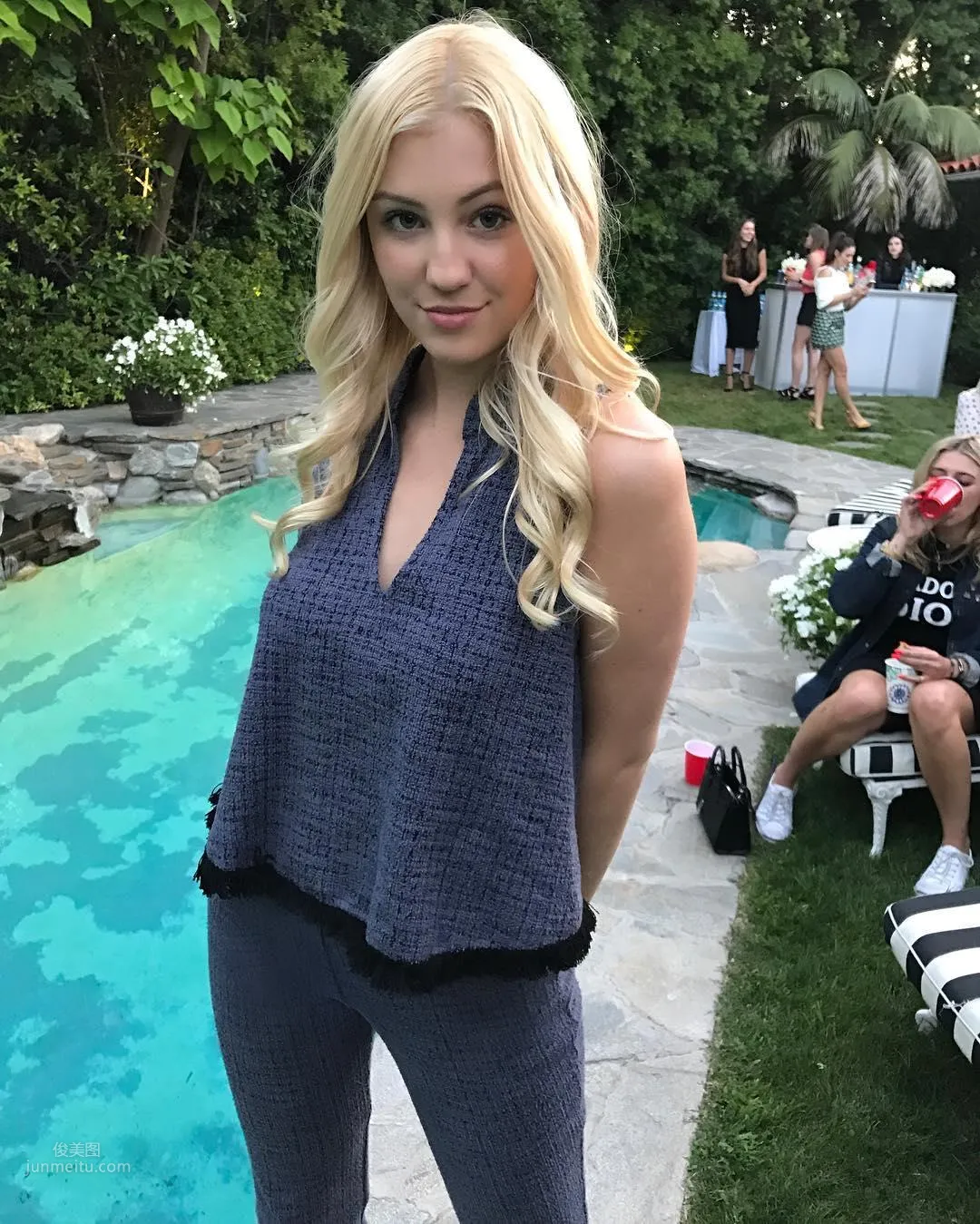 Ava Sambora- 甜美可愛的清新正妹 28