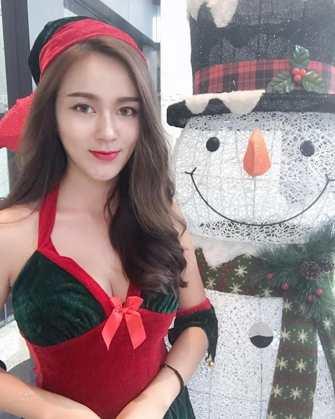 大馬正妹Zacklyn Lee 最新ins社交媒體圖片 10