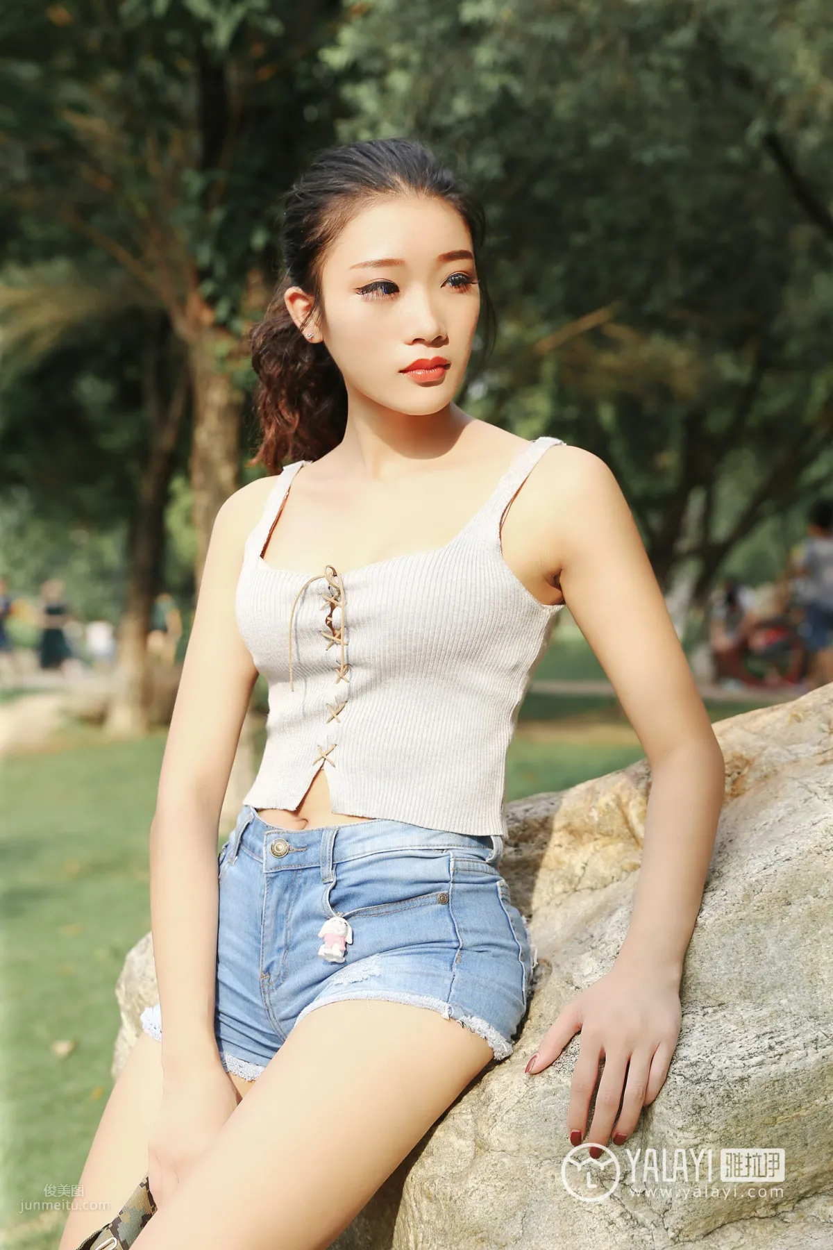 兔洱- [YALAYI雅拉伊] Y026《花兒少女》 23