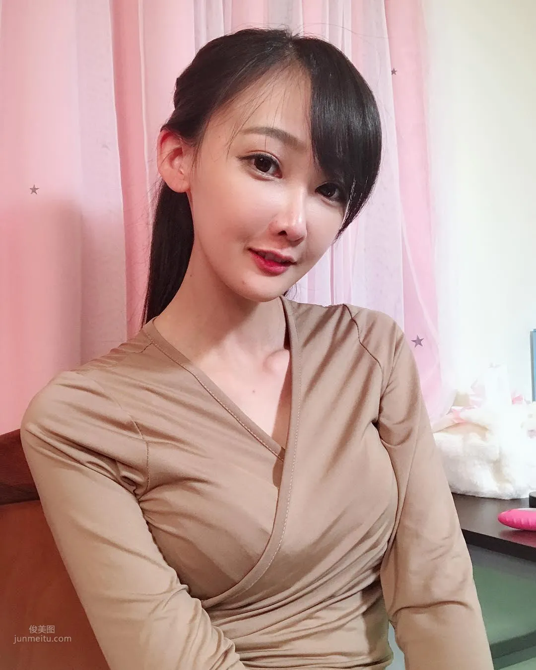 徐君荞- 21吋的小蠻腰 12