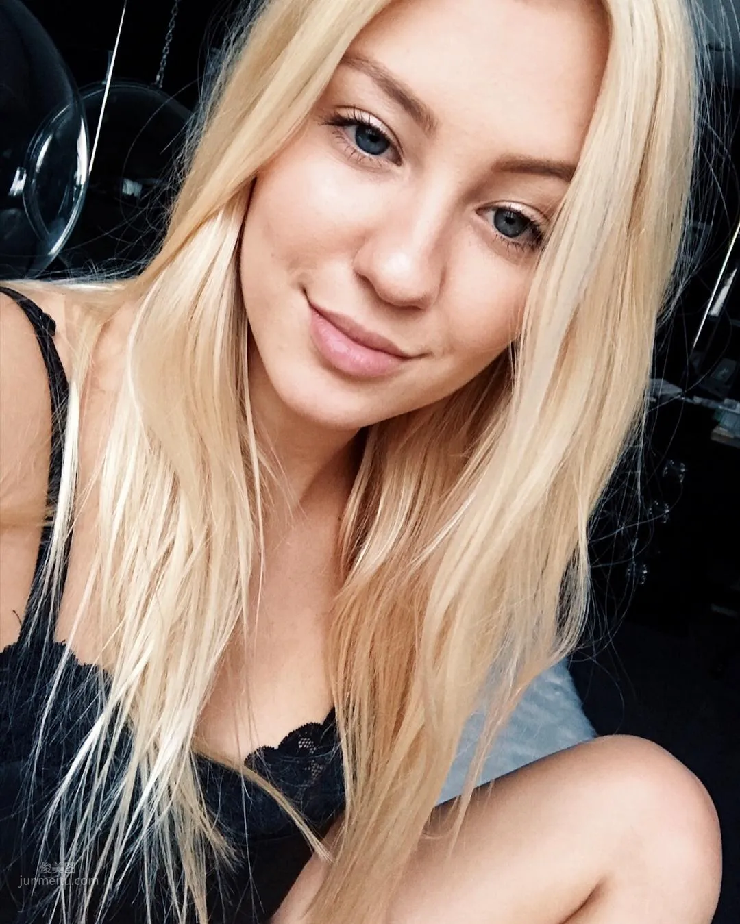 Ava Sambora- 甜美可愛的清新正妹 39