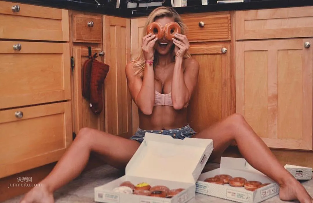 Ainsley Rae- 性感辣妹私房照 34
