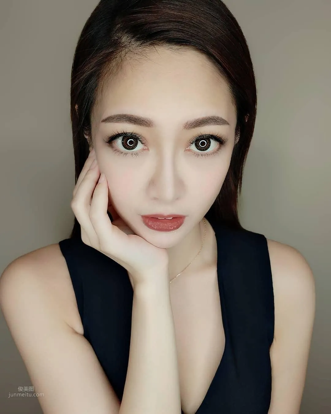 吴岱羚- 女神级舞蹈老师真材实料的前凸后翘_49