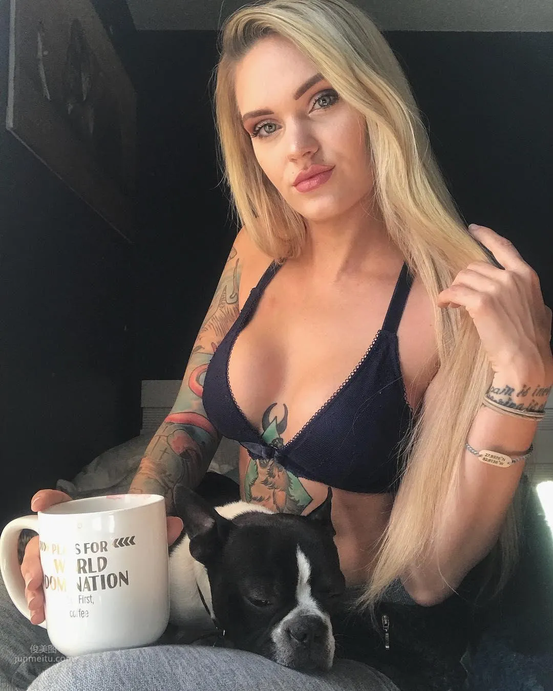 Kourtney Michelle- 病患福利！「正妹护理师」私下超豪放_6