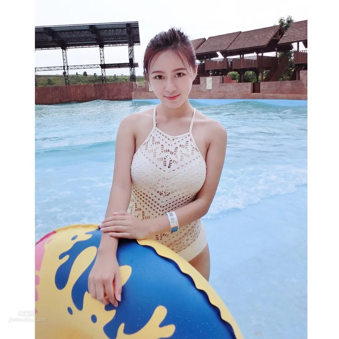 大马正妹Zacklyn Lee 最新ins社交媒体图片_2