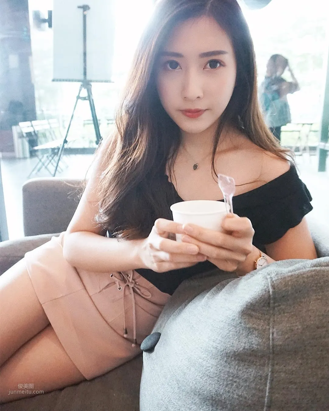 大马女神Jovin Chan，修长美腿秀出完美好身材_8