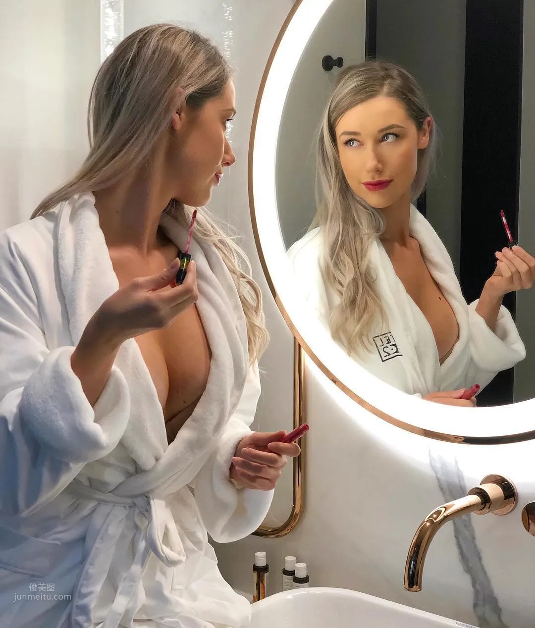 Noelle Foley- 10頭身高挑正妹氣質突出 29