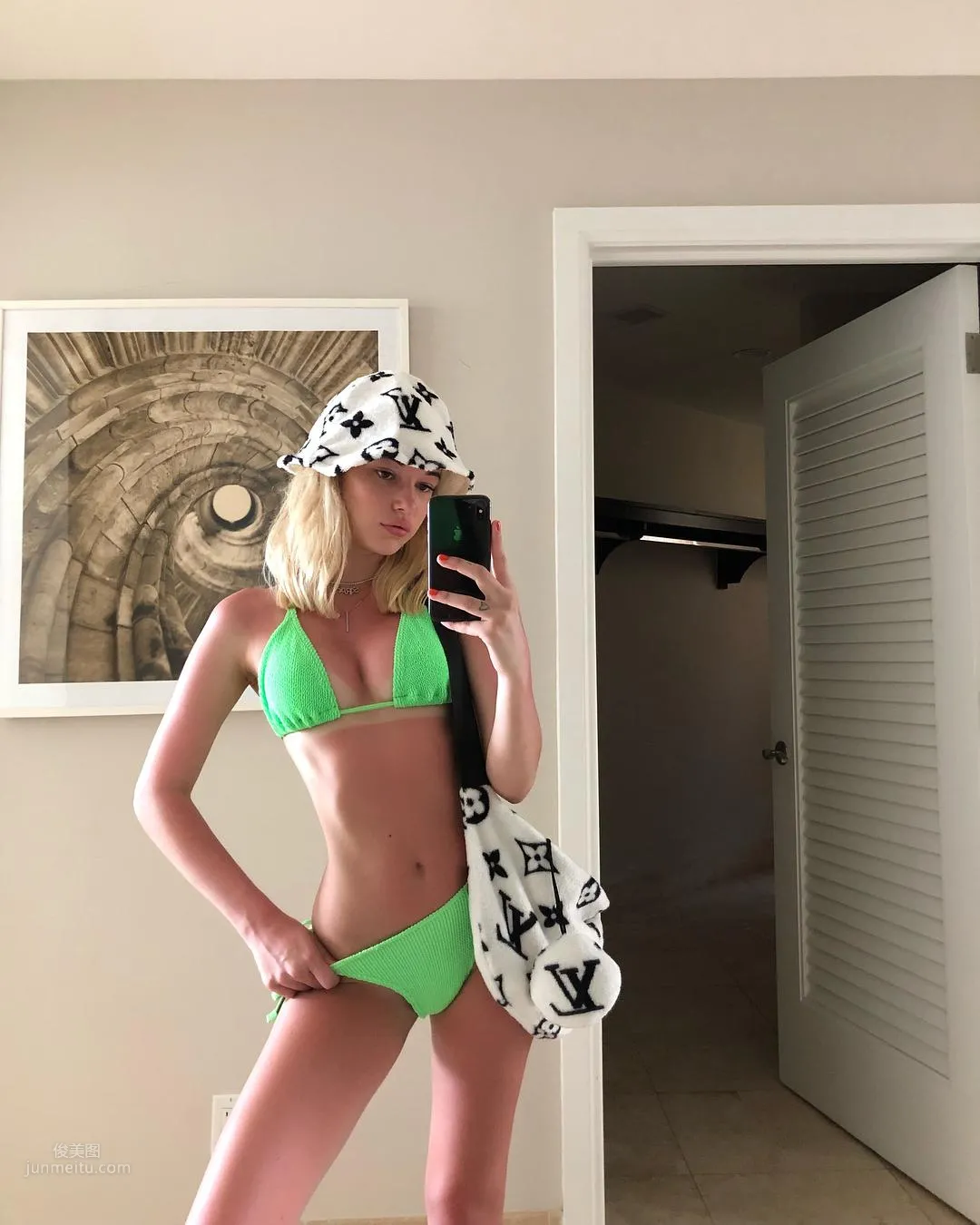 Sarah Snyder- 迷到男星的美人「小偷」_26