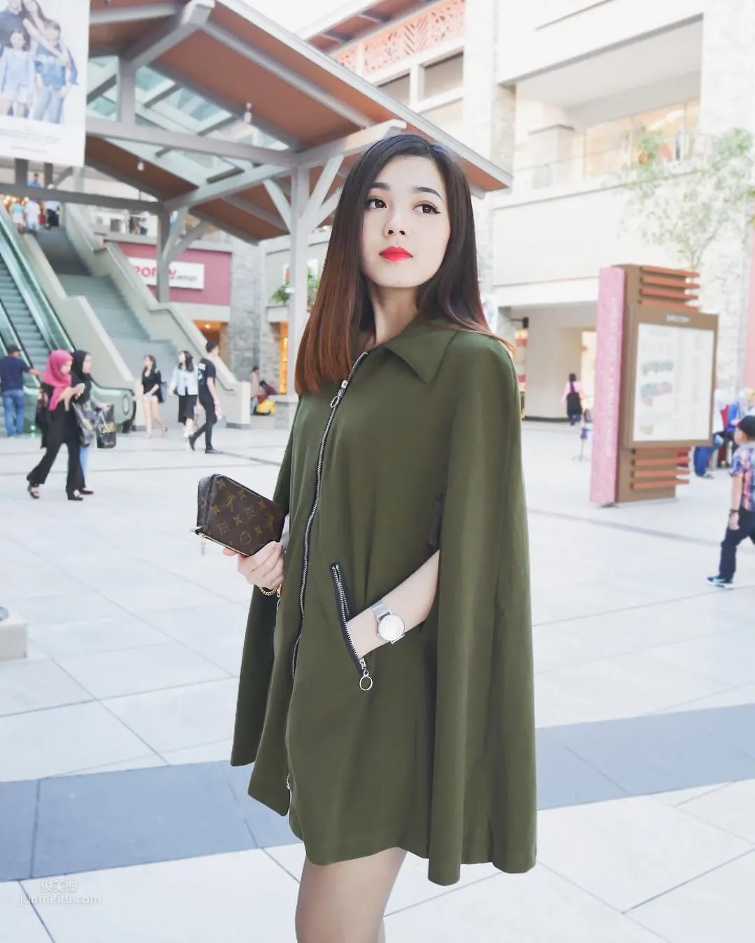 亞航正妹空姐Mabel Goo，偷拍照網絡瘋傳意外爆紅 19
