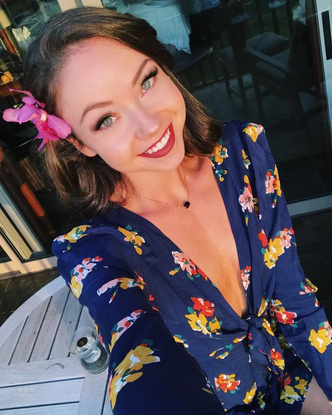 Meredith Foster- 美妝達人私房照 19