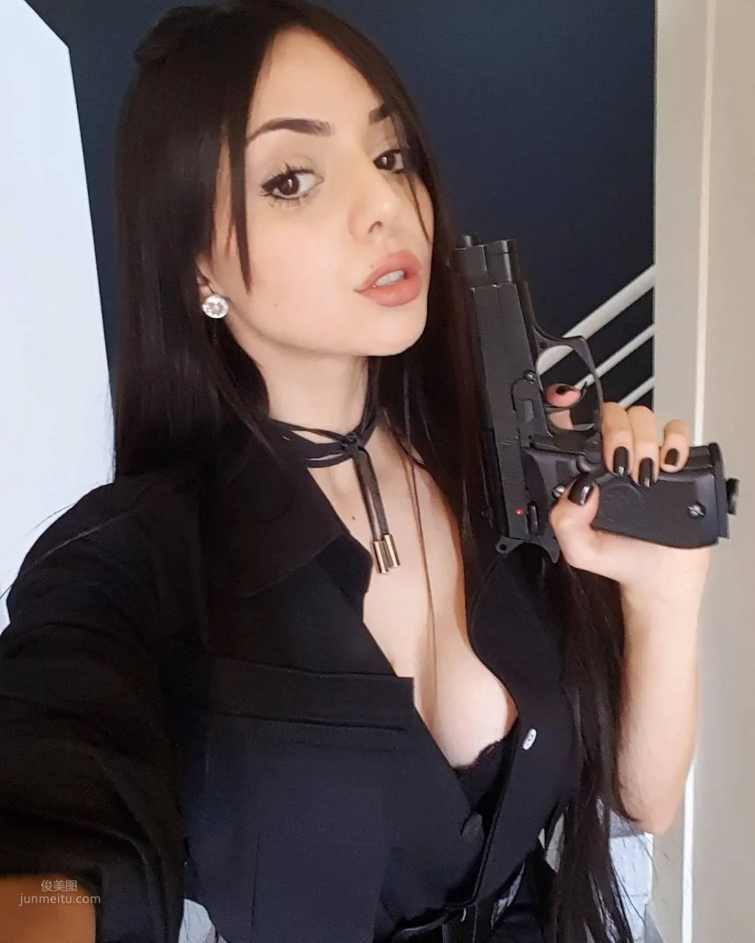 Nyvi Estephan- 巴西火辣電競主持 18
