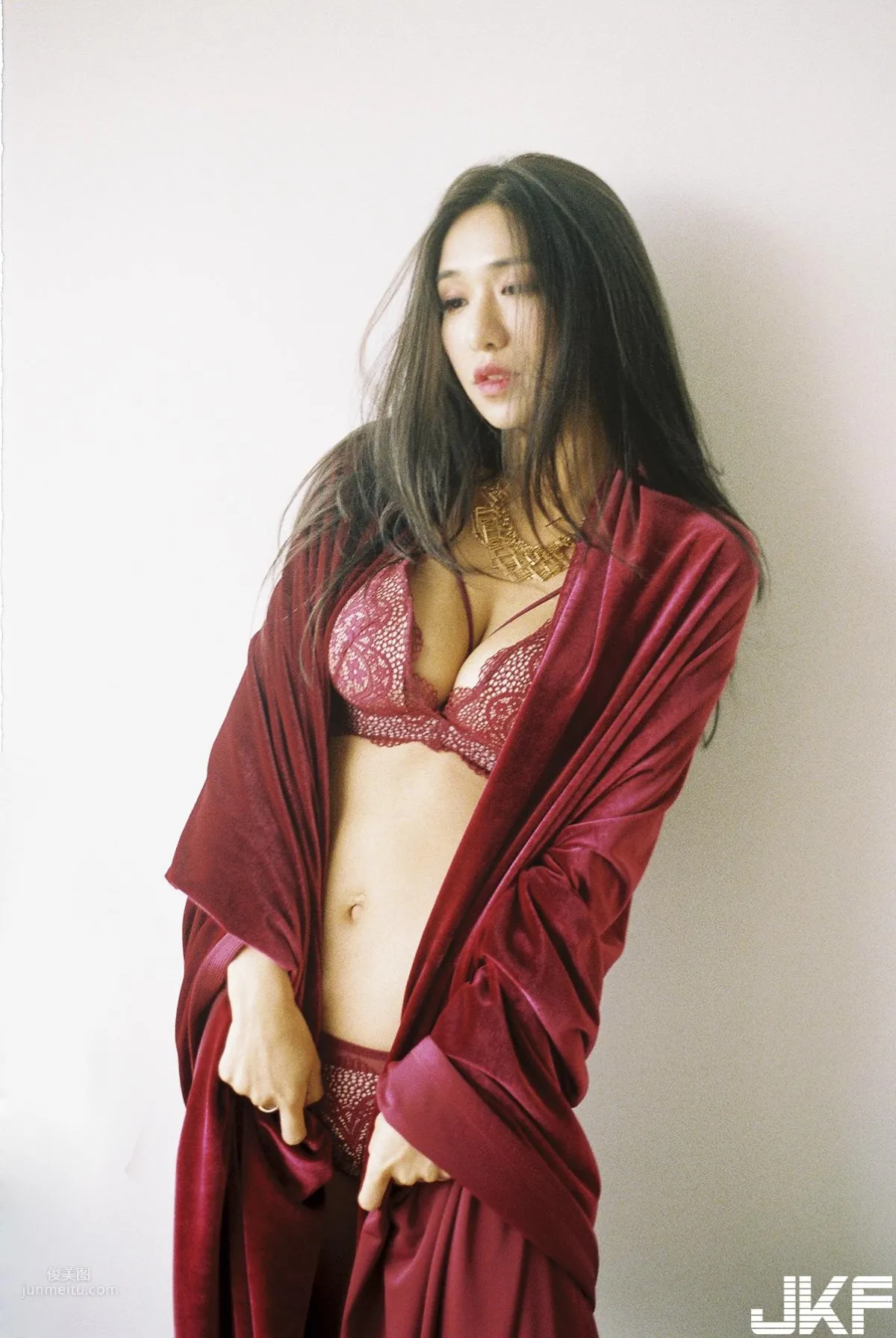 Aqq Cami- 甯靜溫柔的性感氛圍 25