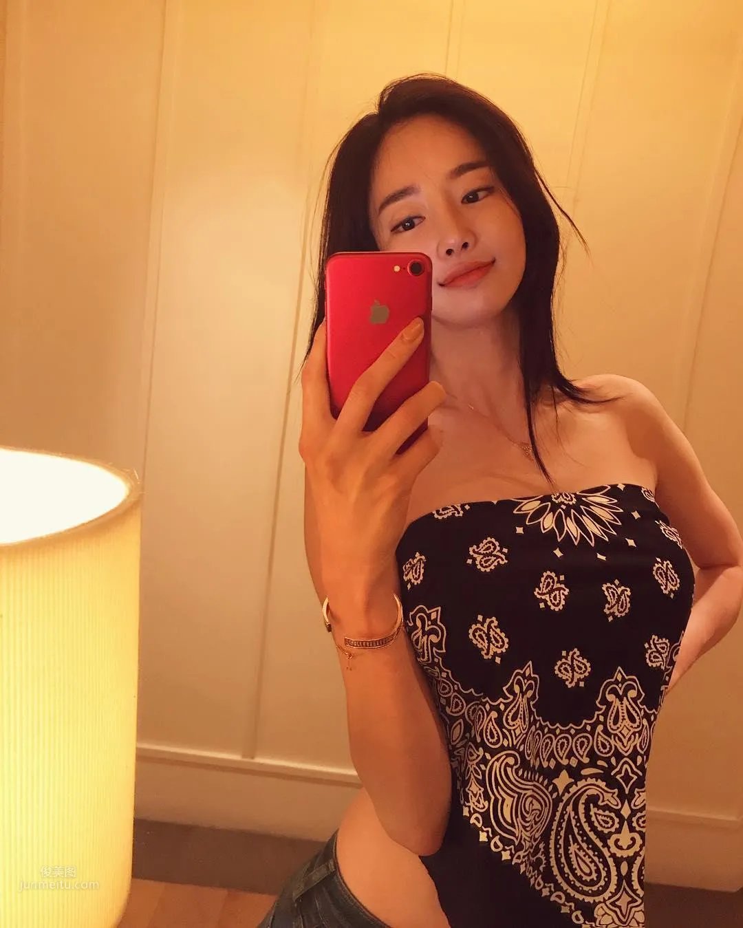 Ban Seo Jin- 南韓9頭身美腿美人兒 15