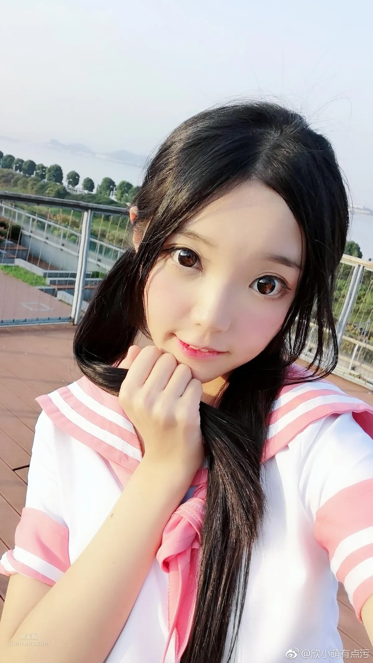 小清新女主播欣小萌「專跳二次元宅舞」取悅宅友 7