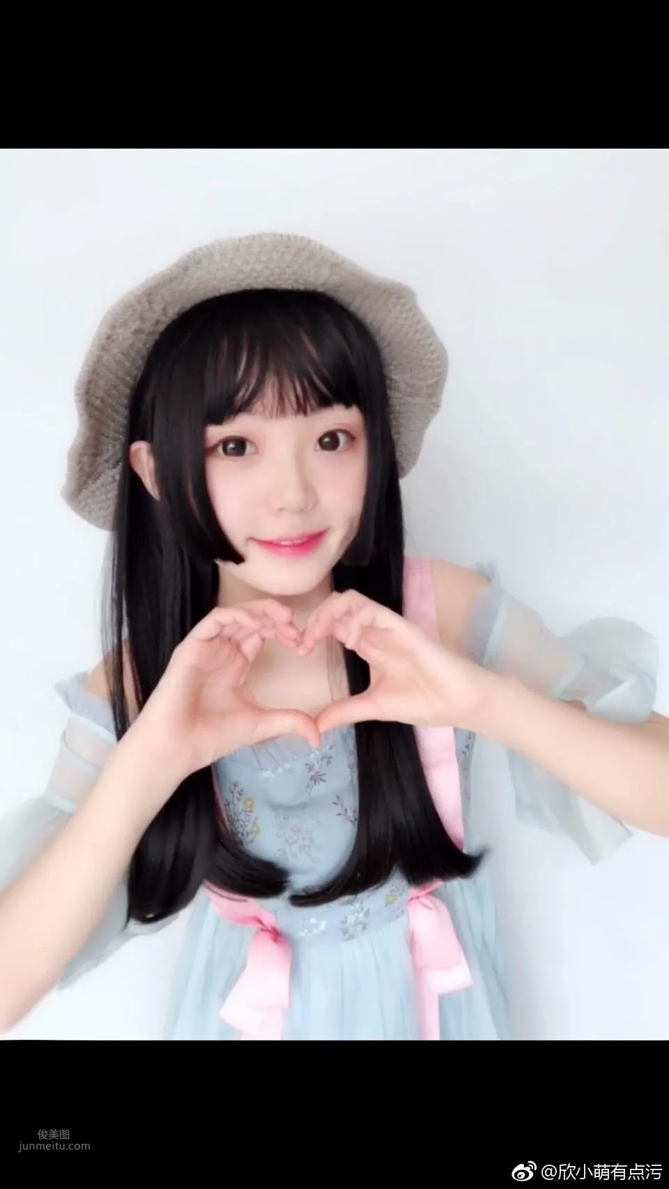 小清新女主播欣小萌「專跳二次元宅舞」取悅宅友 19