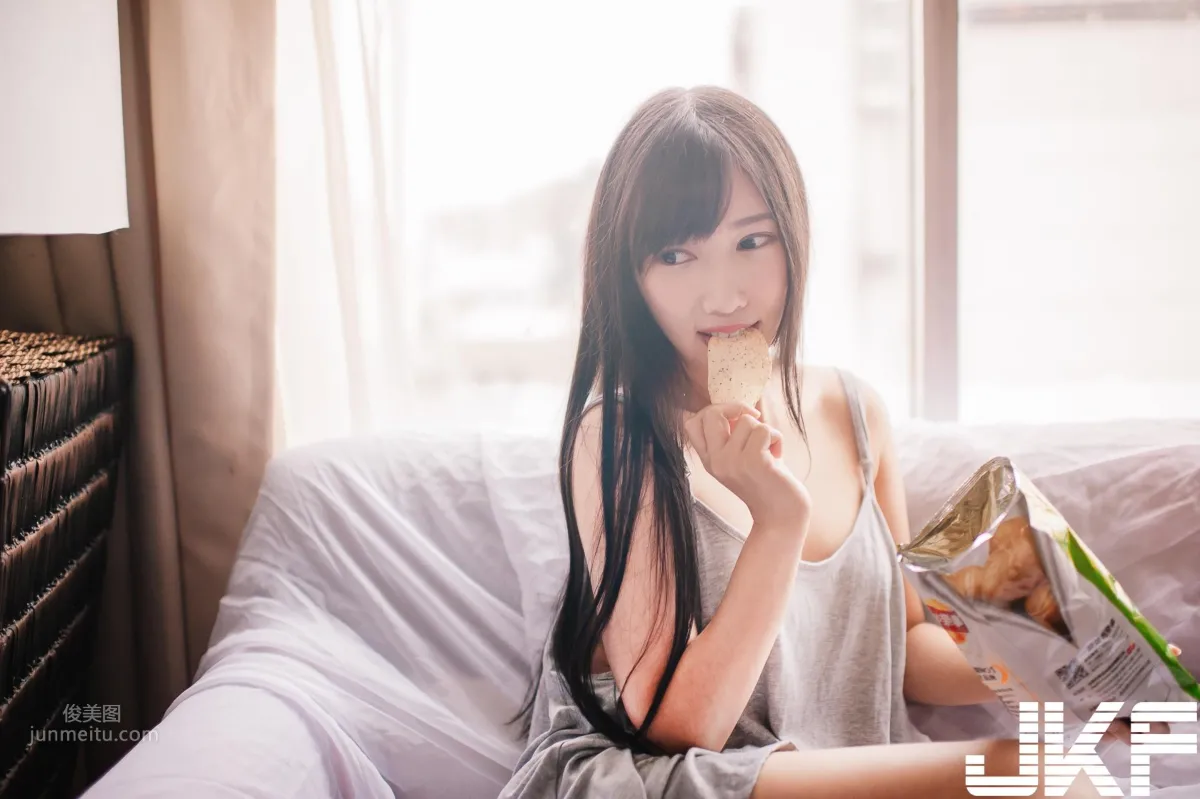 甜美正妹「又又」的青春美體，原汁原味女友感的誘惑之味！ 7
