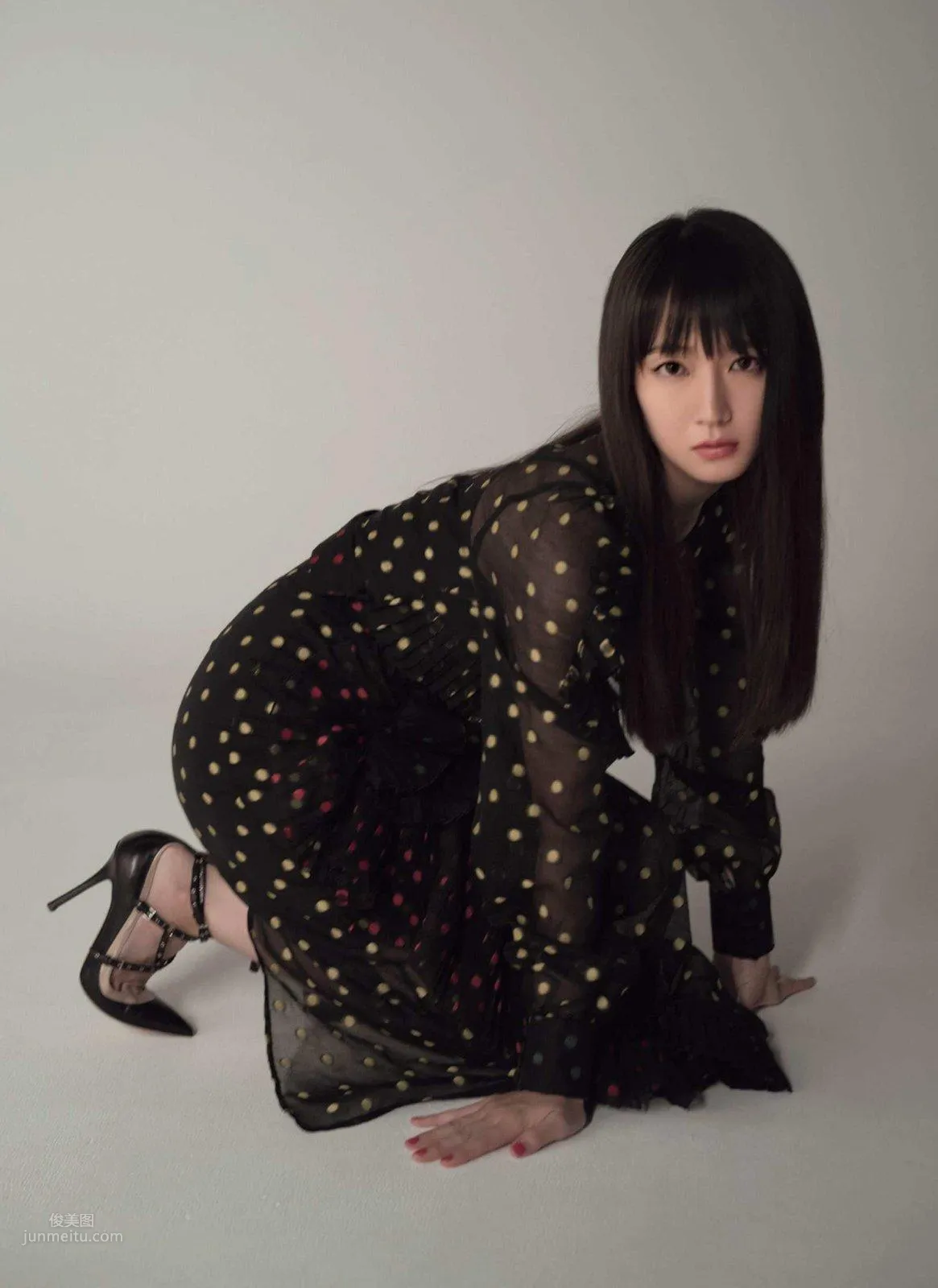 吉岡裡帆- 2018年日本周刊雜志寫真合輯 4