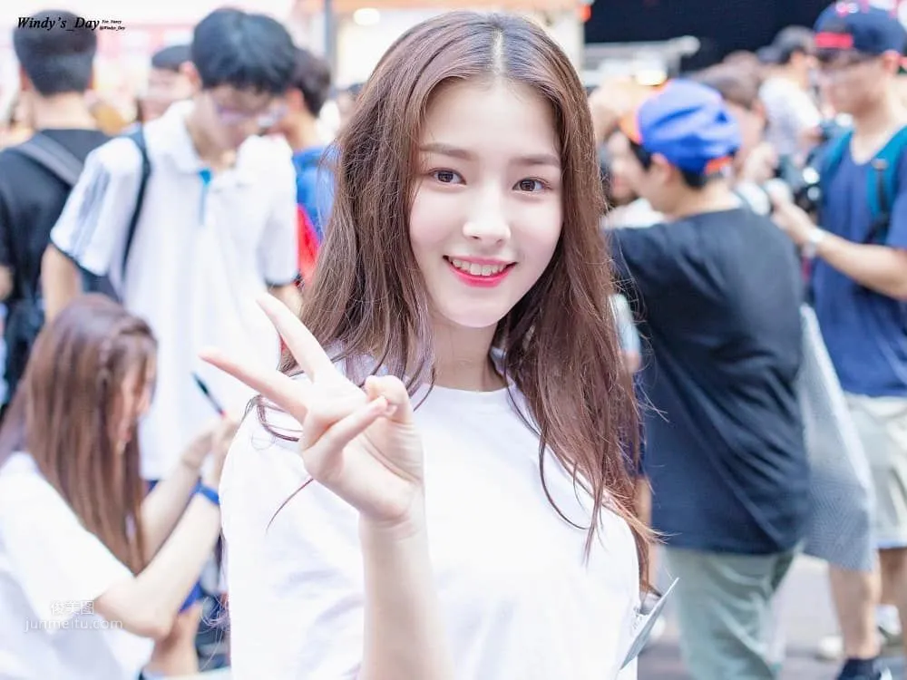 Nancy McDonie- 美籍韓國美少女私房照 6